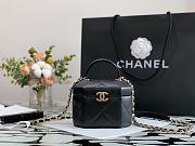 Chanel Small Vanity Case Style AS2630 Size 15x10x11cm - 1