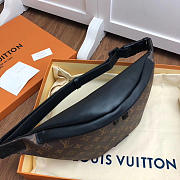 Louis Vuitton Discovery Bumbag In Brown 47cm - 5