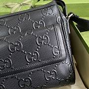 Gucci Embossed Messenger In Black 658565 Size 29×22×9.5cm - 3