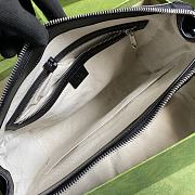 Gucci Embossed Messenger In Black 658565 Size 29×22×9.5cm - 6