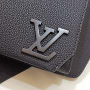 Louis Vuitton Sling Bag Aeogram M57081 Size 30x16x3cm - 5