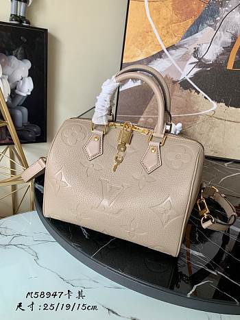 Louis Vuitton Speedy Bandoulière 25 In Beige M58947 Size 25cm