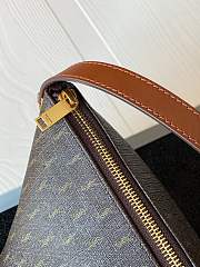 YSL Le Monogramme Crossbody 667490 Size 36x14.5x15.5cm - 5