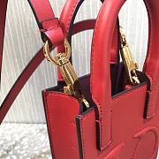 Valentino Garavani Vlogo Walk Mini Tote In Red Size 20x10x21cm - 5
