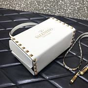 Valentino Garavani Rockstud Alcove Top-Handle Bag In White WW2B0 Size 19x12x8cm - 6