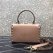 Valentino Garavani Rockstud Alcove Top-Handle Bag In Cream WW2B0 Size 19x12x8cm - 2