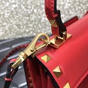 Valentino Garavani Rockstud Alcove Grainy Small Handbag WB0J7 Size 22x17x9cm  - 6