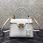 Valentino Garavani Rockstud Alcove Grainy Small Handbag In White WB0J7 Size 22x17x9cm  - 1
