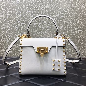 Valentino Garavani Rockstud Alcove Grainy Small Handbag In White WB0J7 Size 22x17x9cm 