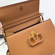 Valentino Vsling Grainy With Wine Red Calfskin Hand Bag In Brown VW2B0 Size 30.5x14x21cm - 3
