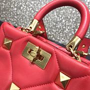 Garavani Roman Stud Small Leather Shoulder Bag Size 20×9×15cm - 5