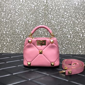 Garavani Roman Stud Small Leather Shoulder Bag In Pink Size 20×9×15cm
