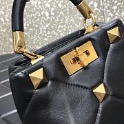 Valentino Garavani Roman Stud Small Leather In Black Size 20×9×15cm - 5