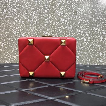 Valentino Garavani In Red 0659 Size 20x5x14cm