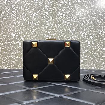 Valentino Garavani In Black 0659 Size 20x5x14cm