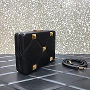 Valentino Garavani In Black 0659 Size 20x5x14cm - 3