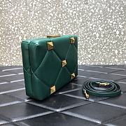 Valentino Garavani In Green 0659 Size 20x5x14cm - 2