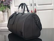 Louis Vuitton Keepall 40 Bandoulière Size 40x26x20cm - 2