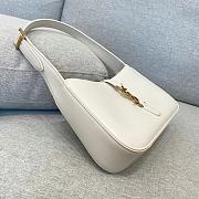 YSL Le5A7 Hobo Bag In White 65722 Size 24.5cm - 6