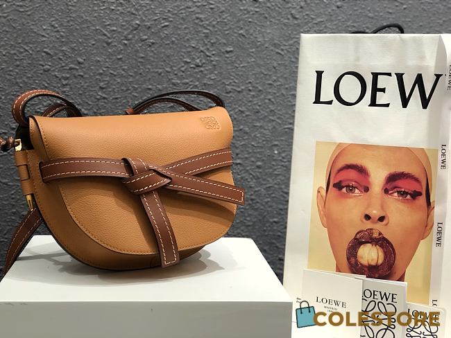 Loewe Small Gate Crossbody Bag In Brown 26167 Size 25x18x10cm - 1