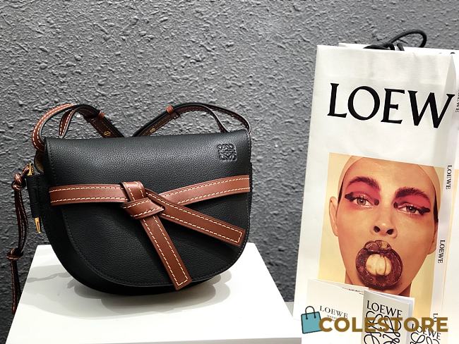 Loewe Small Gate Crossbody Bag In Black 26167 Size 25x18x10cm - 1