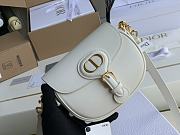 Dior Bobby Bag In White Leather M8010 Size 18x14x5cm - 3