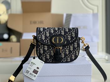 Dior Bobby Bag In Blue Oblique M8010 Size 18x14x5cm