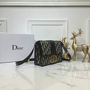 Dior 30 Montaigne Chain Bag In Blue Oblique M9208 Size 24×17×8cm - 5
