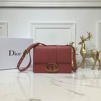 dior montaigne 17