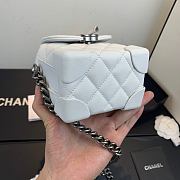 Chanel Mini Case Crossbody Bag in White AS1169 Size 19x12x9cm - 6