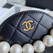 Chanel Pearl Round Clutch In Black Calfskin Quilted Leather AP0999 Size 12x12x4.5cm - 2