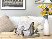 Dior Bobby Bag White Oblique M9320 Size 22x17x6cm - 6