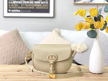 Dior Bobby Bag In White M9320 Size 22x17x6cm