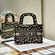 Dior Mini Bool Tote Multicolor Mizza Embroidery S5475 Size 25cm - 3