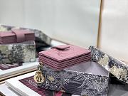 Lady Dior 5 Gusset Card Holder Pink Patent Cannage Calfskin S0074 Size 10.5x 6x3 cm - 4