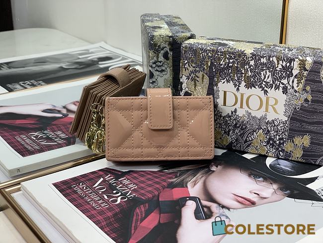Lady Dior 5 Gusset Card Holder Beige Patent Cannage Calfskin S0074 Size 10.5x 6x3 cm - 1