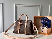 Louis Vuitton Soufflot BB Monogram Canvas M44817 Size 29x19x10cm - 1