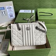 Gucci GG Marmont Handbag In White 681483 Size 26.5x19x11cm - 1