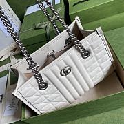 Gucci GG Marmont Handbag In White 681483 Size 26.5x19x11cm - 3