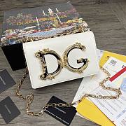 Dolce & Gabbana DG Girls Logo-Embellished In White Leather Shoulder Bag BI141 Size 21x5x13.5cm - 1