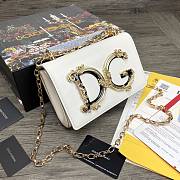 Dolce & Gabbana DG Girls Logo-Embellished In White Leather Shoulder Bag BI141 Size 21x5x13.5cm - 6