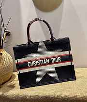 Dioralps Dior Book Tote Black Three-Tone Embroidery M1286 Size 41.5x35x18 cm  - 5