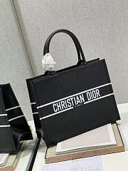 Dior Book Tote Bayadere Size 41x32cm - 4