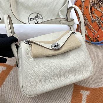 Hermes Mini Lindy White Calfskin H082607 19cm