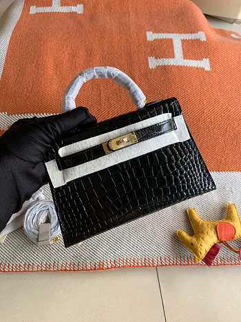 Hermes Mini Kelly In Black Crocodile Leather 19 cm