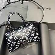 Colestore Balenciaga Small Hourglass Handle Bag In Print Logo 59354 Size 23x10x14cm - 1