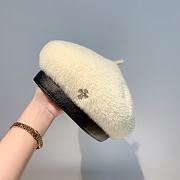 Colestore Tory Burch Winter Hat White  - 3