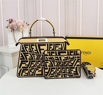 Fendi Peekaboo ISEEU Collaborate With Sarah In Yellow 7VA52 Size 33cm