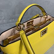 Fendi Peekaboo ISEEU In Yellow 7VA52 Size 33cm - 5