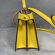 Fendi Peekaboo ISEEU In Yellow 7VA52 Size 33cm - 3